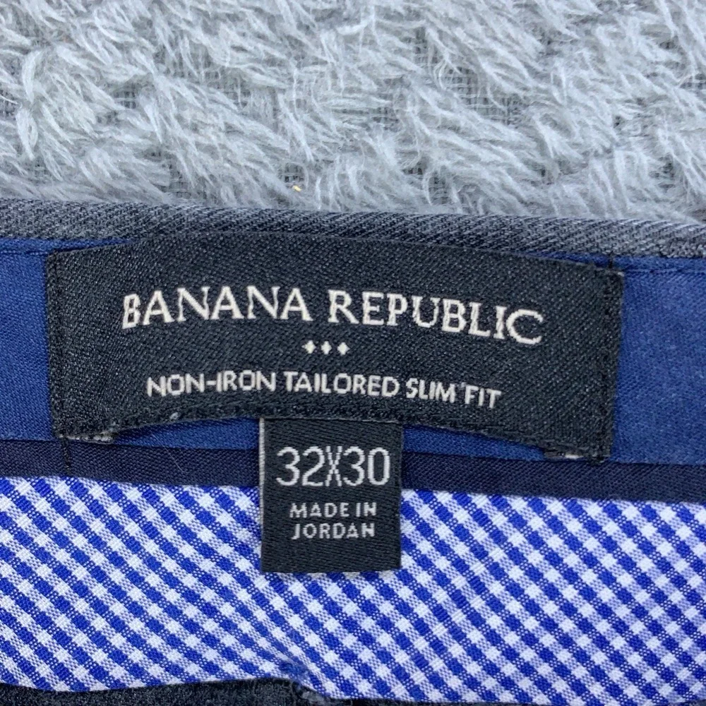 Banana Republic Men 32x30 (32x28) Gray Non-Iron Tailored Slim Fit Slacks Modern*